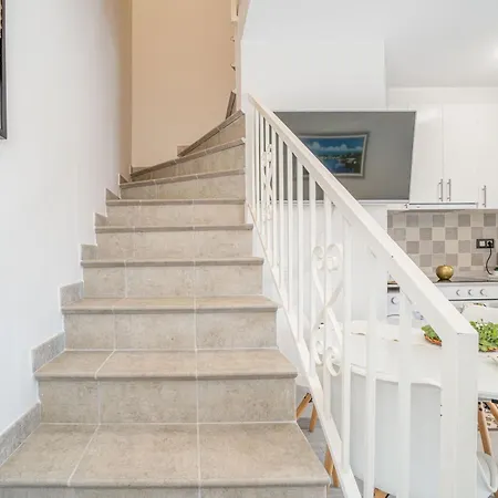 Сasa de vacaciones Goldhome - Byblos - Casa Con Piscina Comunitaria Ampuriabrava
